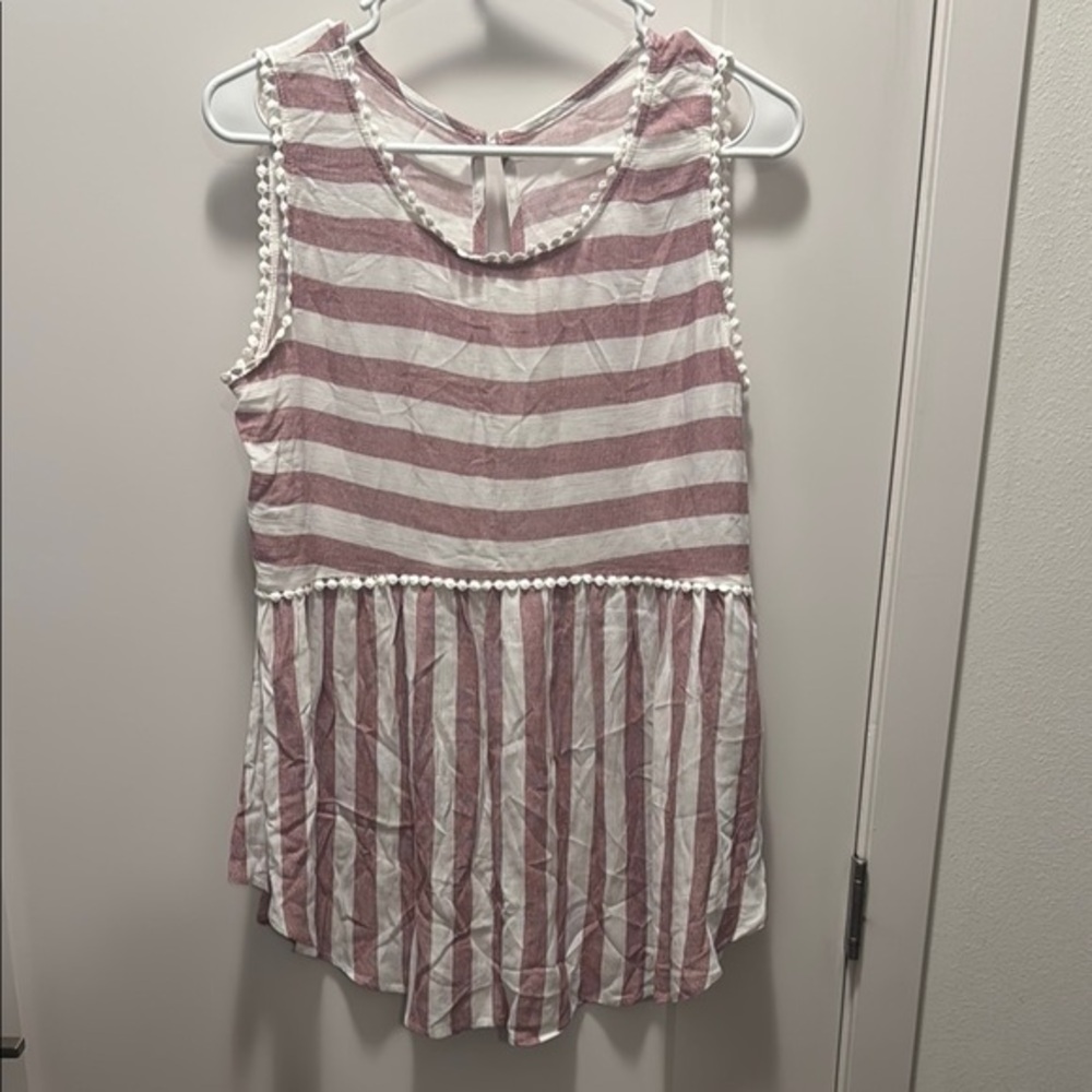 Unbranded Pink and White Striped Tank Top. Large